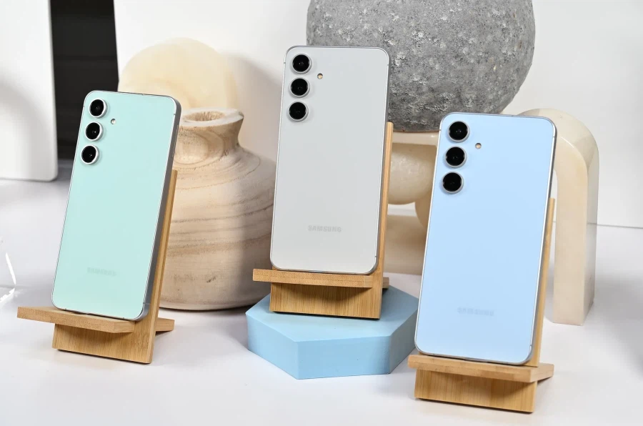 갤럭시 S24 FE 펌웨어 업데이트_1.webp