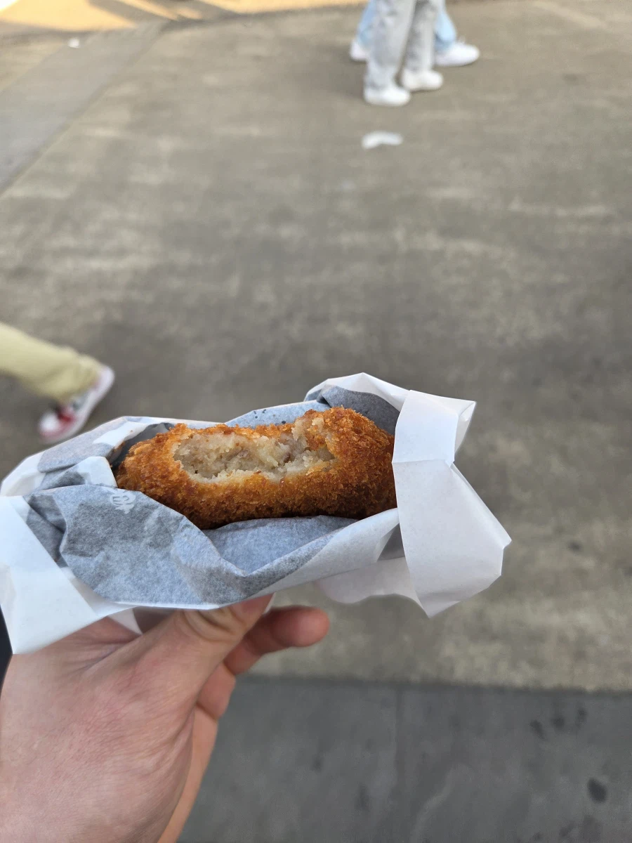 돼억시니)일본가서 이것저것 먹고왔어요_5.webp