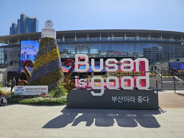 해외에서 부산을 꽉 찬 육각형 여행지로 주목하는 이유.jpg_19.webp