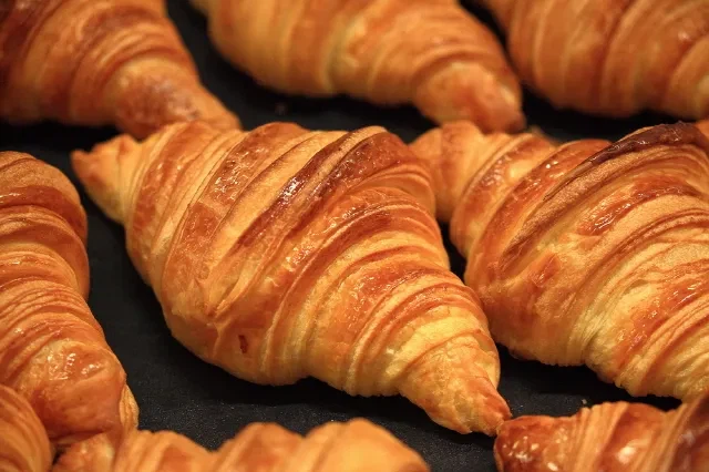 나무위키 피셜 크루아상은 만들기가 어렵다_1.webp