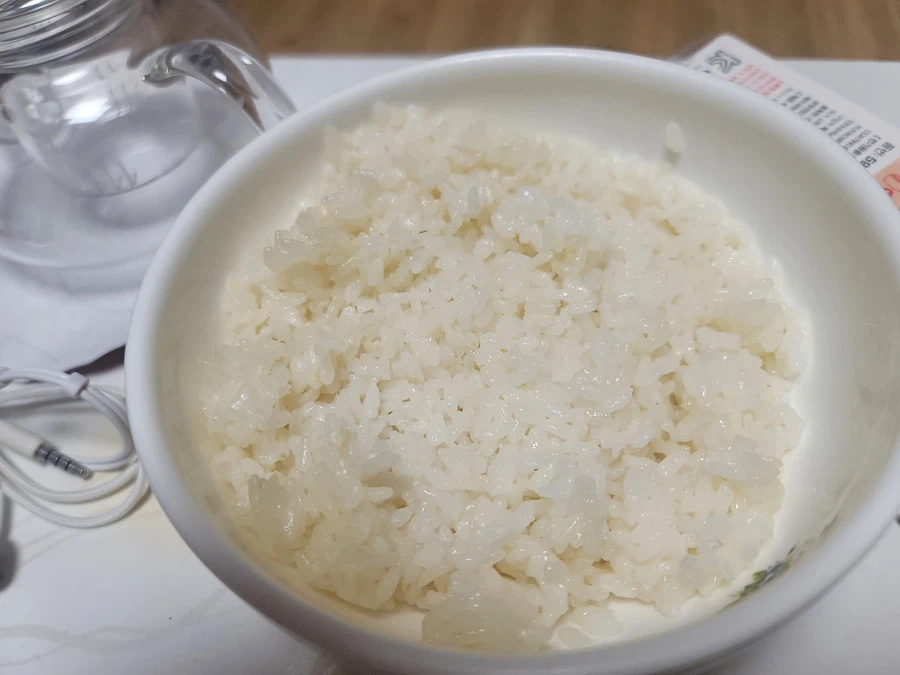 새벽에 라면먹는 유게이는 거수하시오!!! 기립하시오!!!!_3.webp