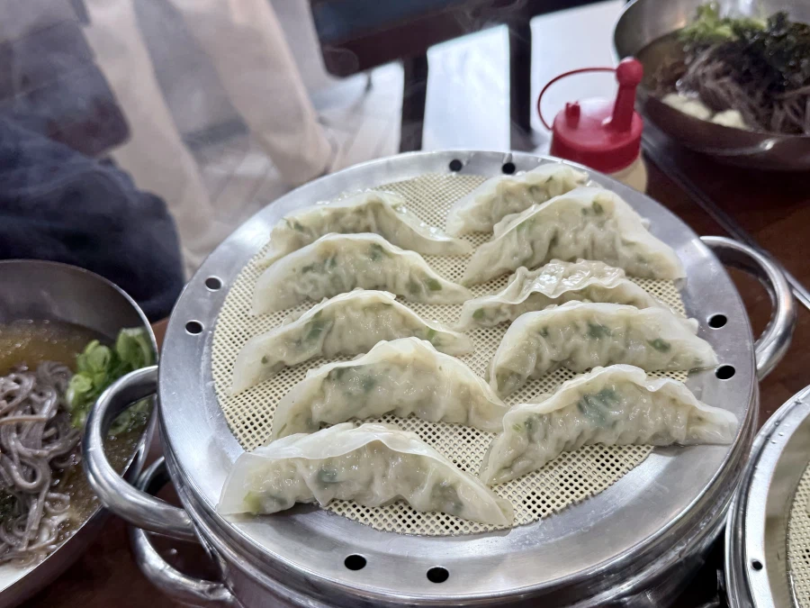 어제 회사 점심 만두_3.webp