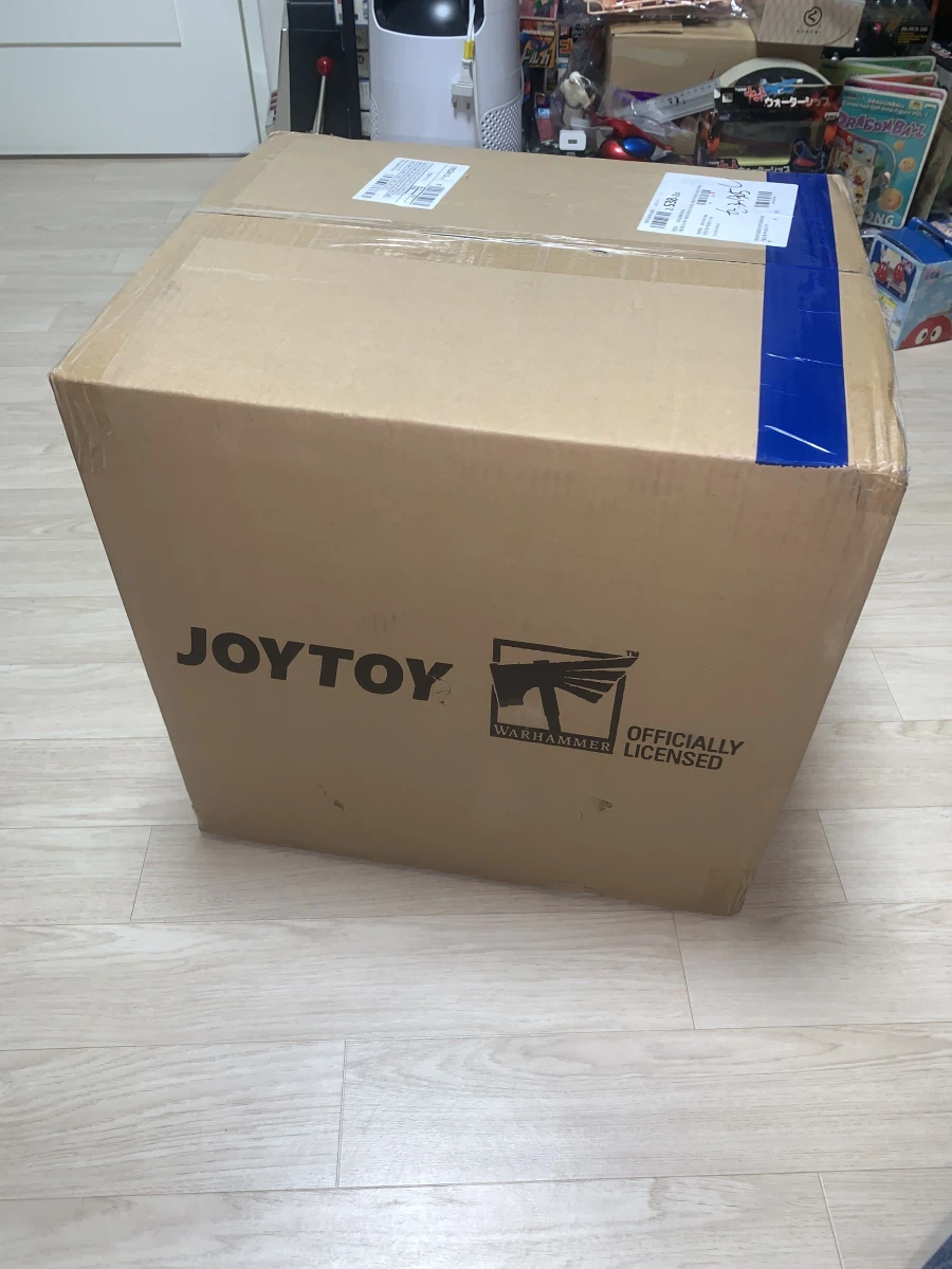 조이토이 스페이스마린 캡틴 타이투스 헬멧_1.webp