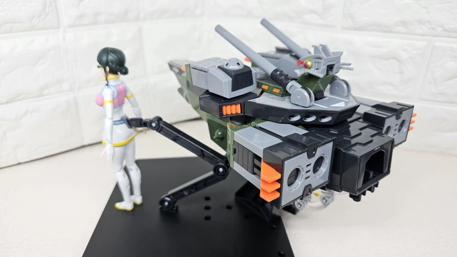 더합체) DX 사운드러스를 뒤집어쓴 2대의 기괴한 매력_6.webp