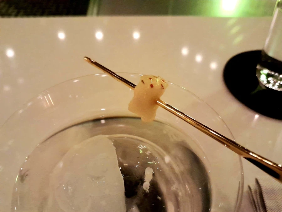 한잔은 떠난간 너를위하여 한잔은 너와 나의 영원했던 사랑을위하여_6.webp