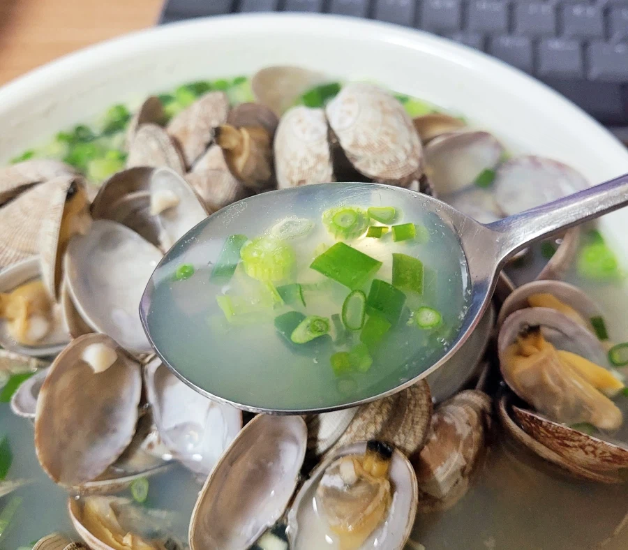 오랜만에 바지락 먹기_3.webp