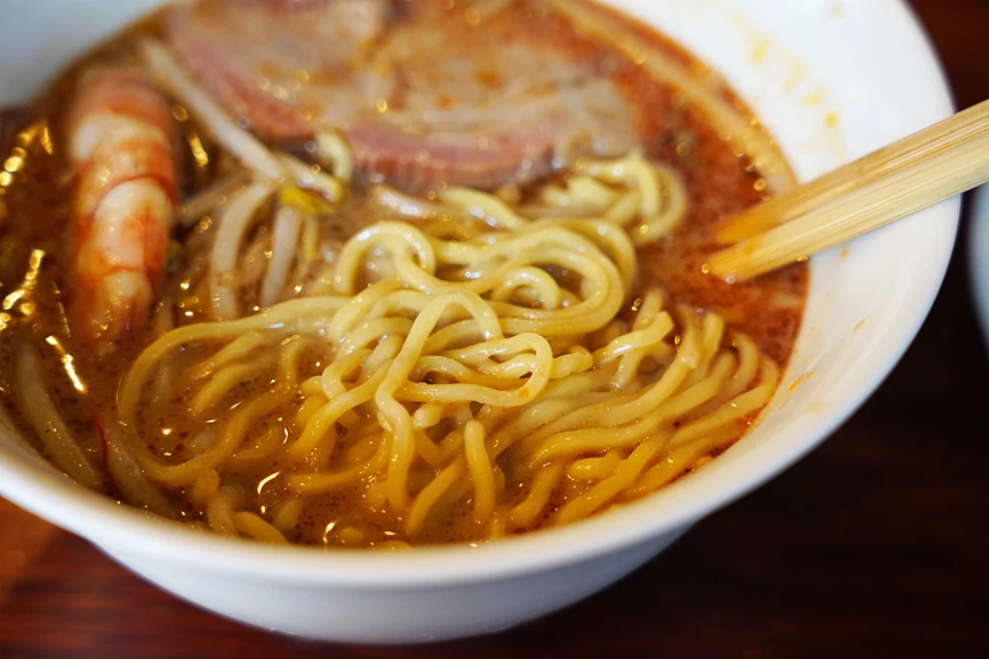 농후한 풍미의 새우미소라멘_20.webp