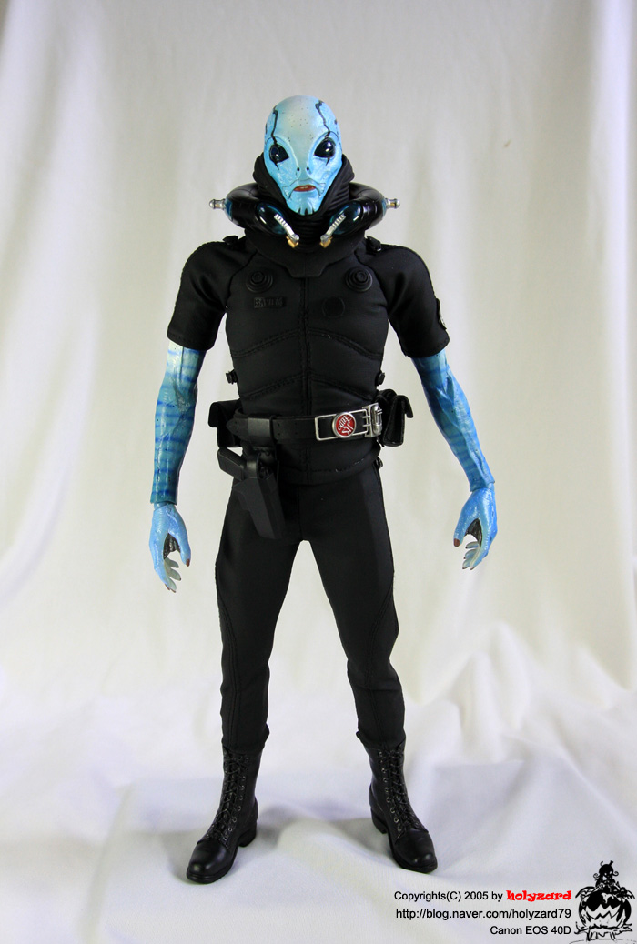 헬보이 2 골든아미 에이브 사피엔_1.jpg