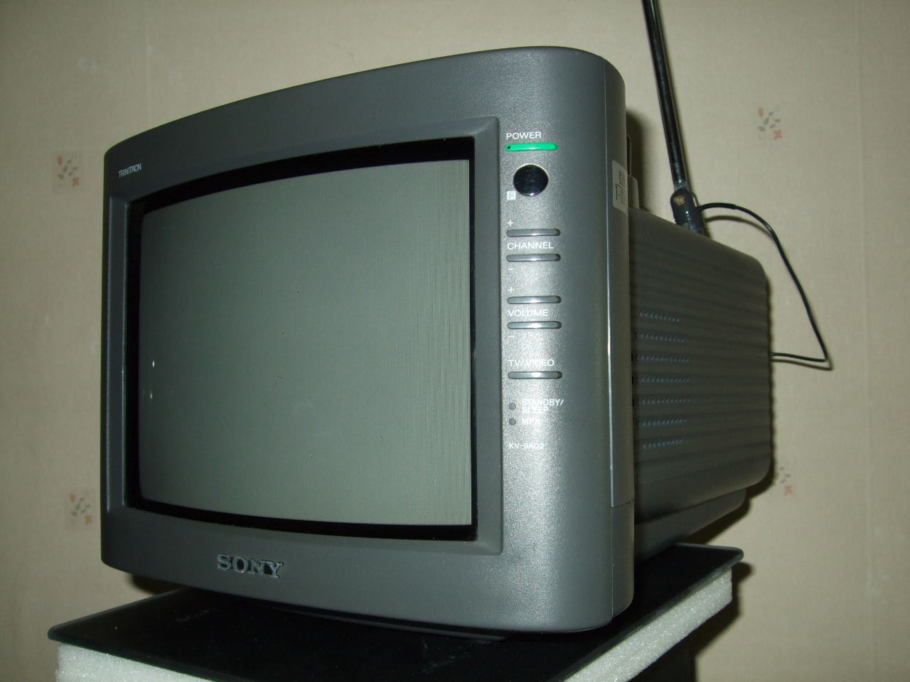 소니 트리니트론 9인치 TV