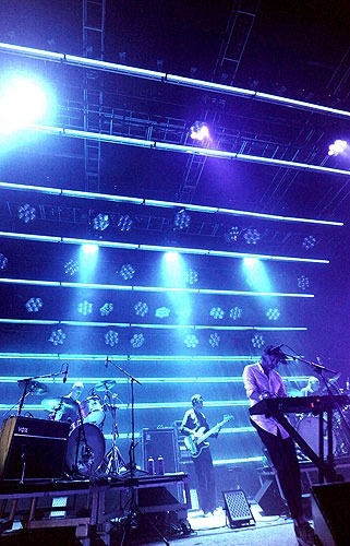 img/4/E/8/6/4E868F233F23A9002B