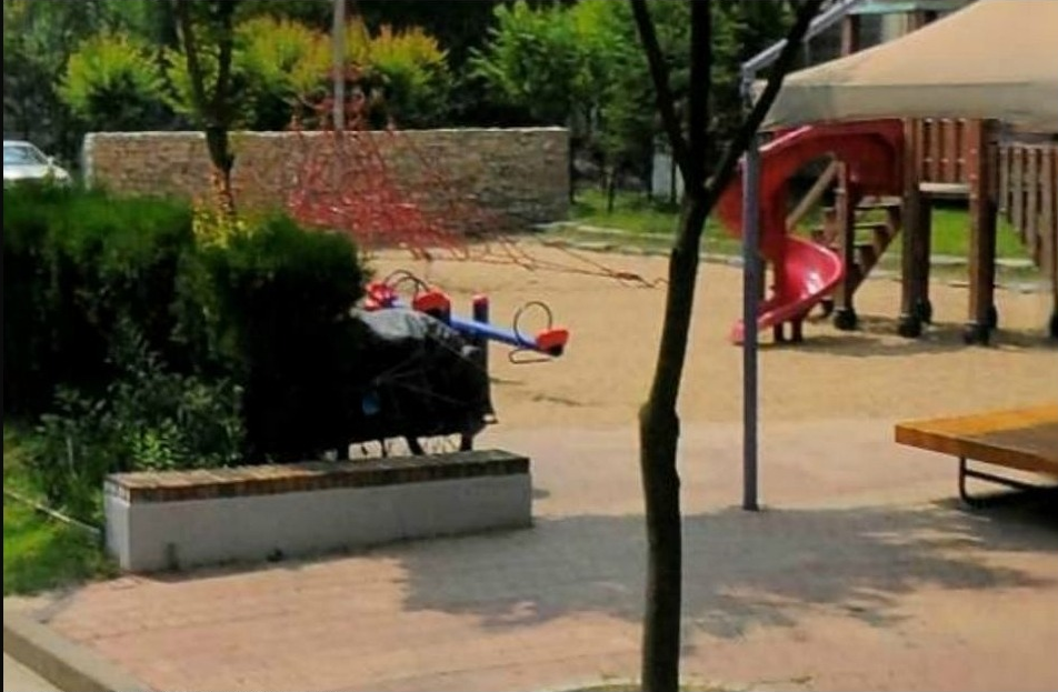 img/4/E/9/1/4E91E0C1355782000C