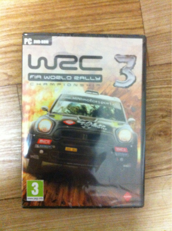 WRC 3 : FIA 월드랠리챔피언쉽 PC 버전 패키지 내용물_1.jpg