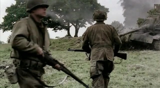 밴드 오브 브라더스 제3화 Carentan (2/2) _122.jpg
