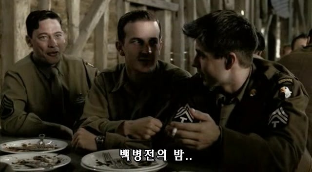 밴드 오브 브라더스 제3화 Carentan (2/2) _196.jpg