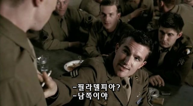 밴드 오브 브라더스 제3화 Carentan (2/2) _216.jpg