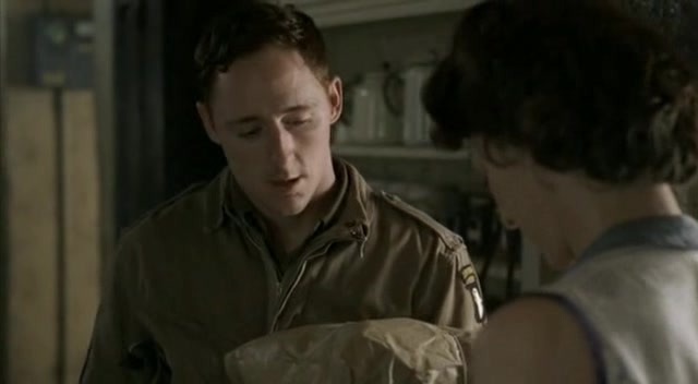 밴드 오브 브라더스 제3화 Carentan (2/2) _247.jpg