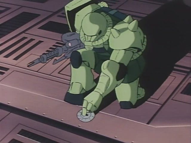 [건담] 우주세기의 역사를 바꾼 남자_2.jpg