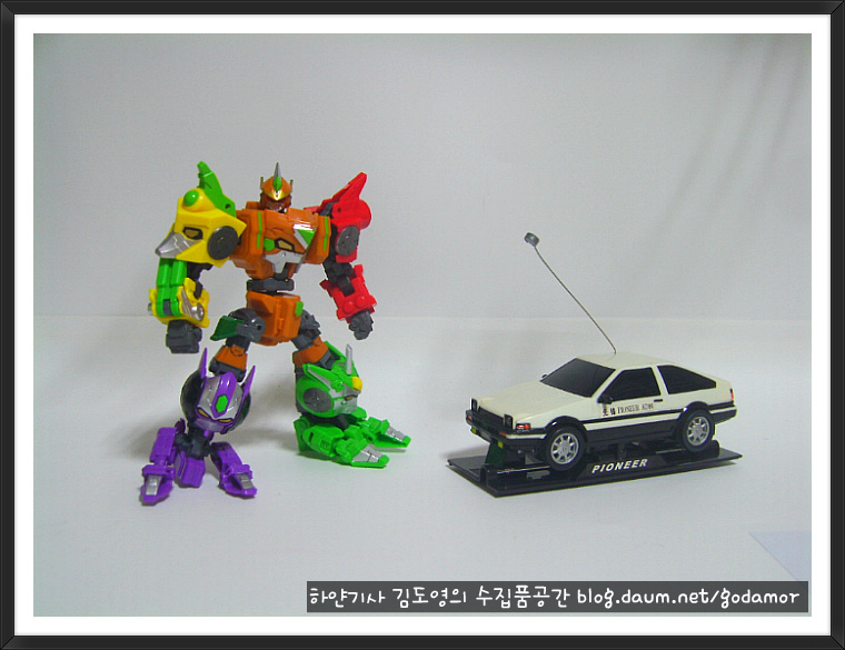 img/5/1/2/4/51248B154F45C0000B