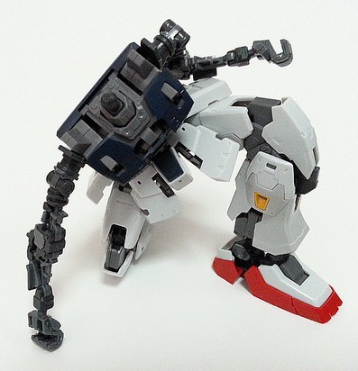 [팁] RG 건담 Mk-II 다리 가동 범위를 개선해보자_10.jpg