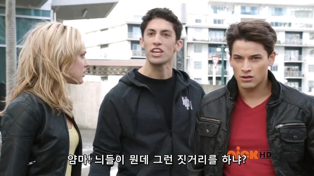 [파워레인저 메가포스] 1화 / 다시 고딩들이 활약 짱짱맨?_102.jpg