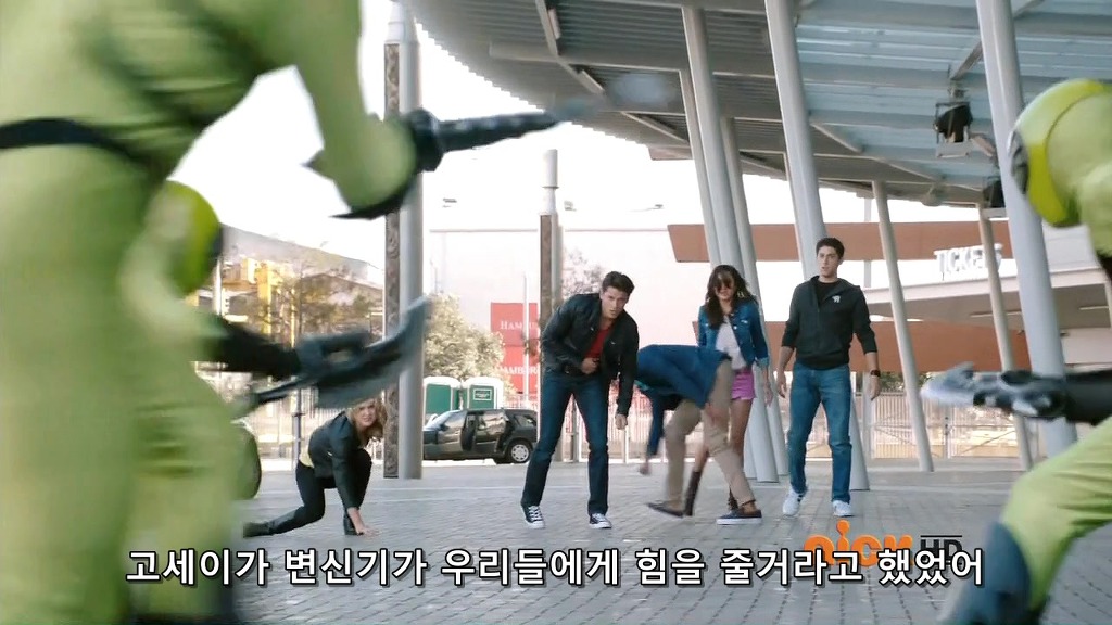 [파워레인저 메가포스] 1화 / 다시 고딩들이 활약 짱짱맨?_129.jpg