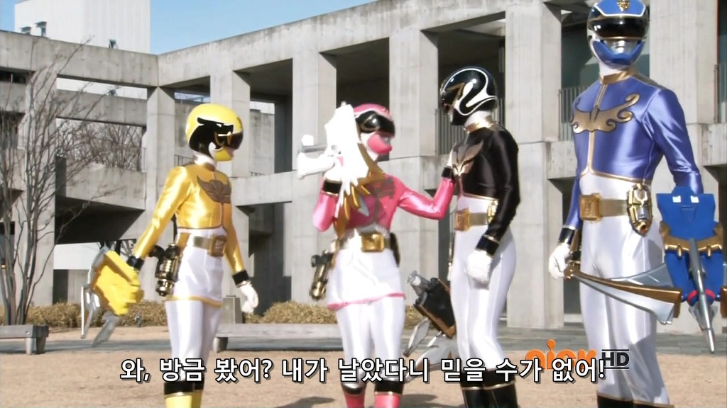 [파워레인저 메가포스] 1화 / 다시 고딩들이 활약 짱짱맨?_163.jpg