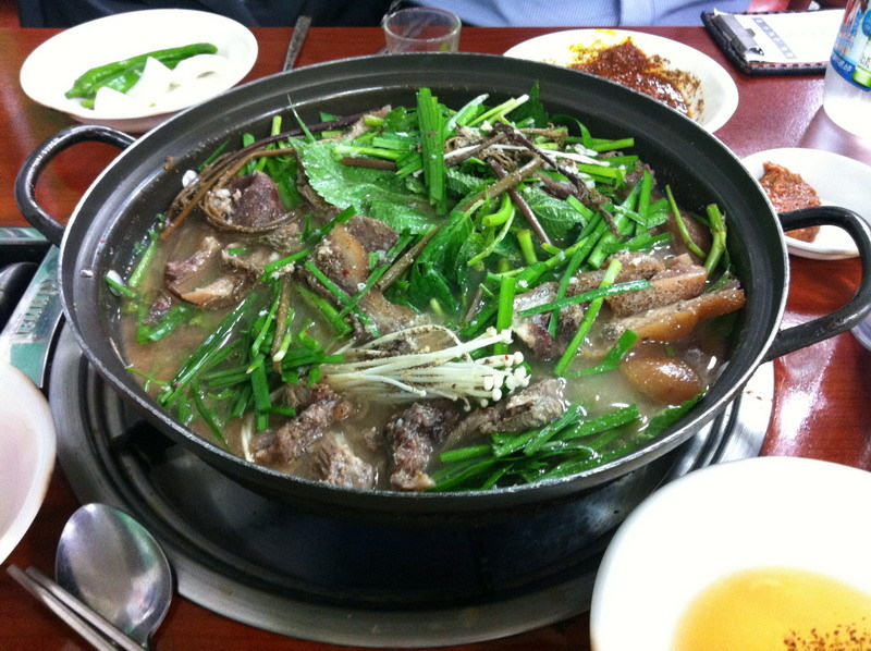 보신탕의 명가 유정에서 감격의 눈물을 흘리다_3.jpg