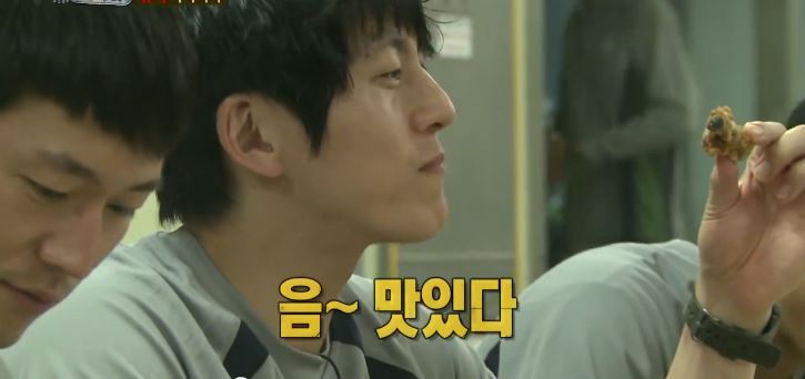 img/5/2/8/A/528AC82E351E64002D