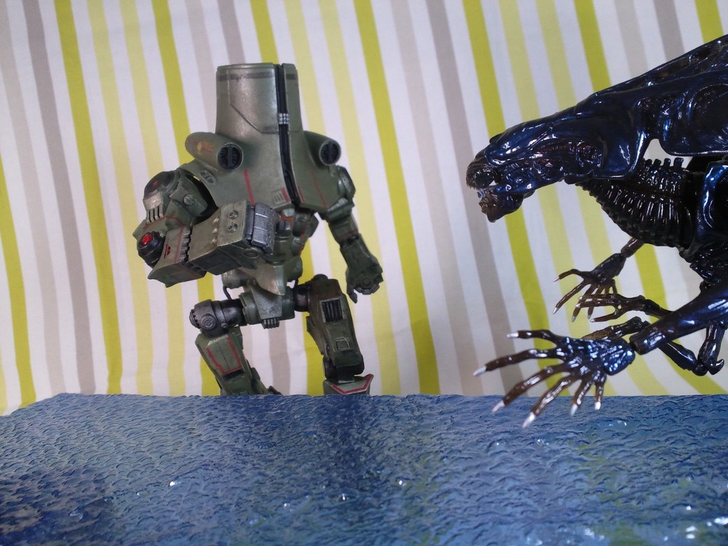NECA 퍼시픽림 7인치 3탄- 체르노알파 리뷰[브금]_20.jpg