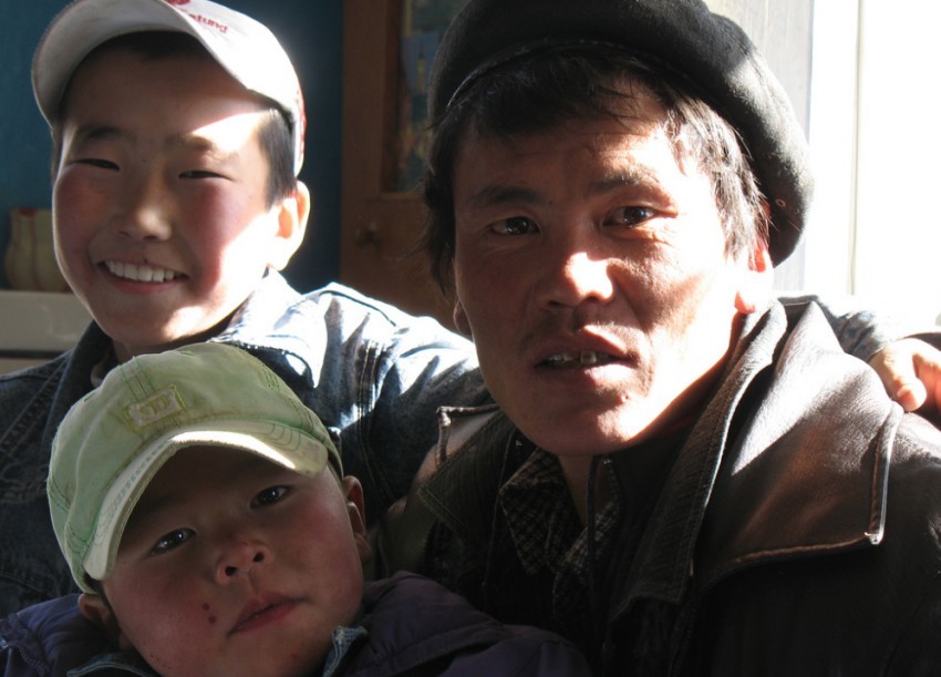 img/5/3/B/2/53B26D854E427B001E