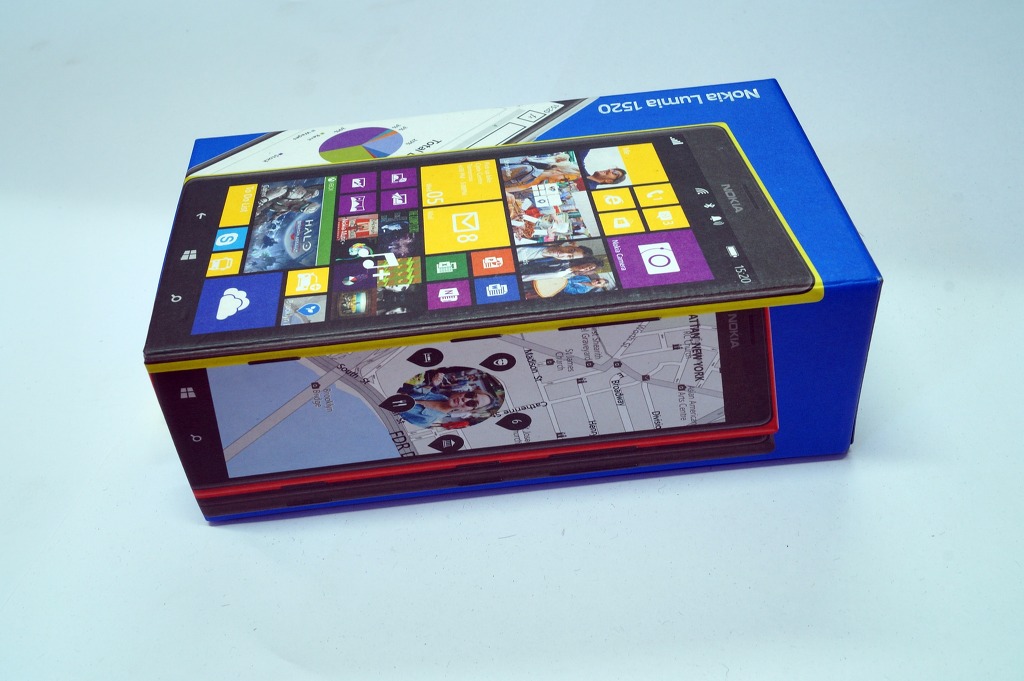 LUMIA1520..노랗고 이쁜...ㄸㅗㅇ..._1.jpg