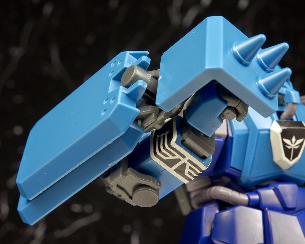 HGUC 슈트룸 가루스 리뷰_17.jpg