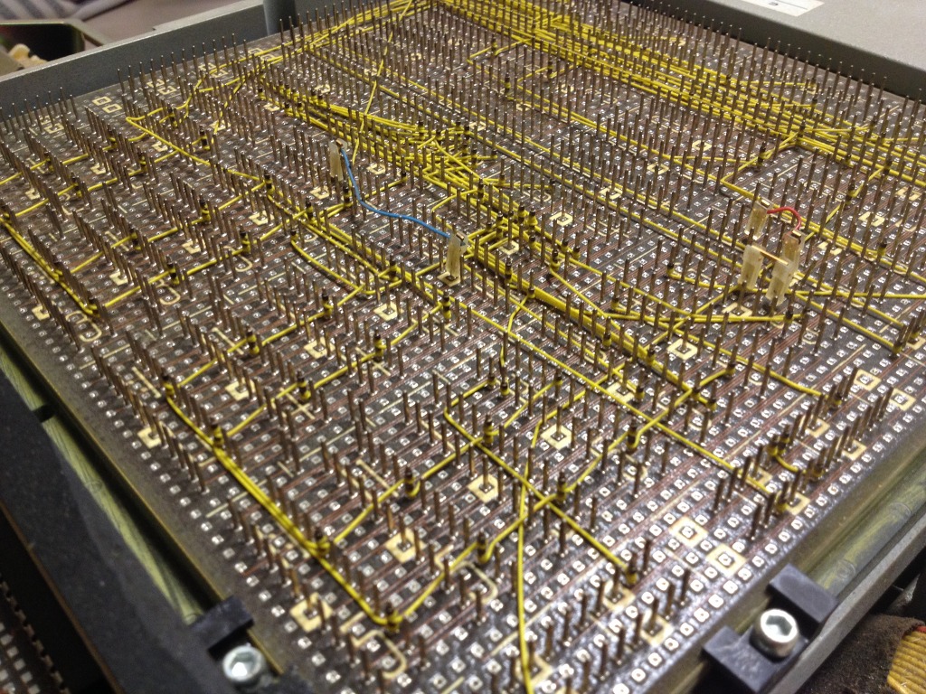 IBM 5100, 최초의 휴대용 컴퓨터_14.jpg