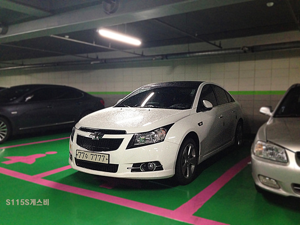 img/5/3/E/0/53E06257467F36002E