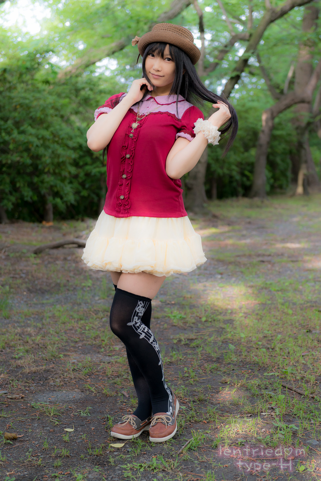 img/5/3/F/2/53F215AF3E3CCD001F