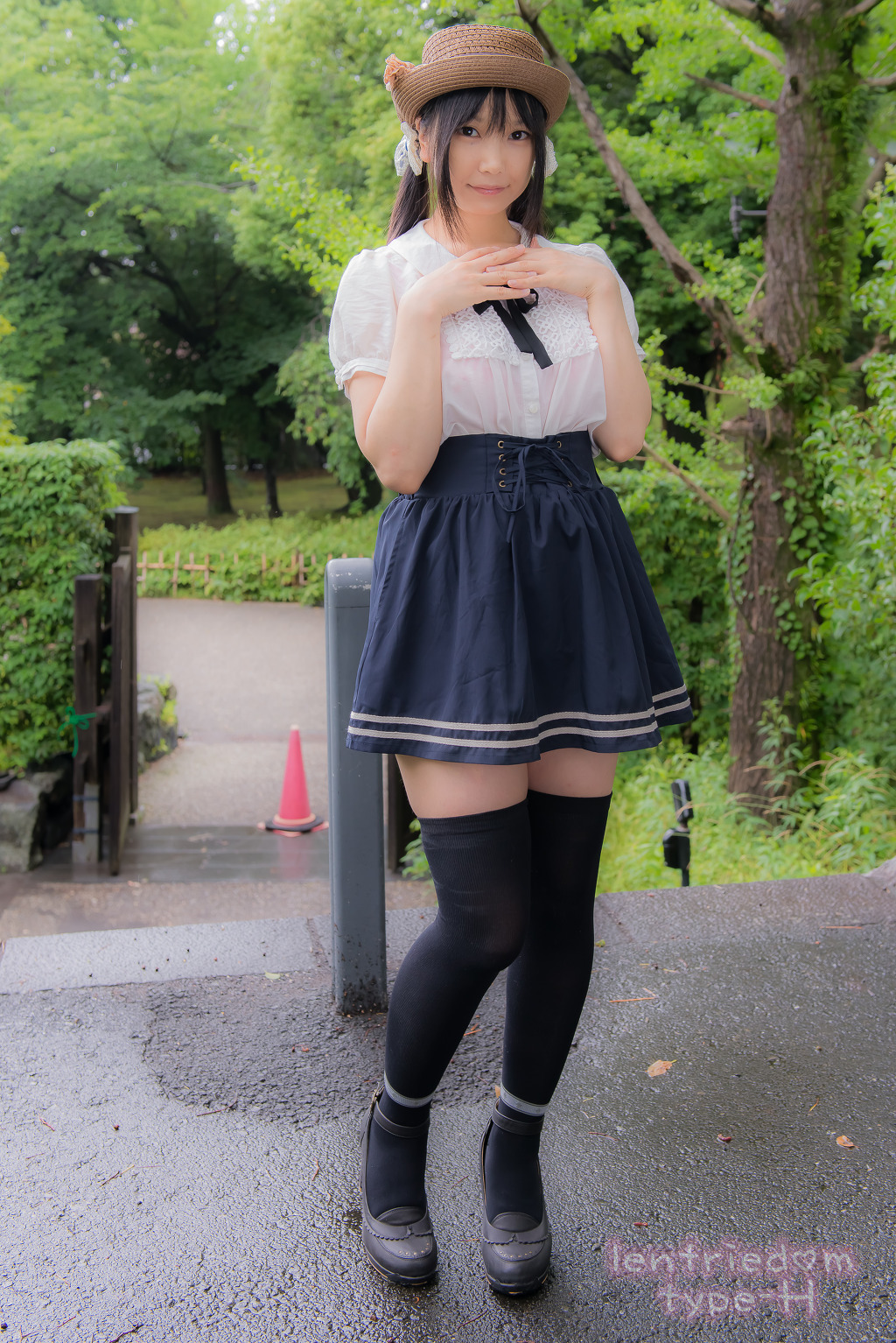 img/5/3/F/2/53F216944126FD001D