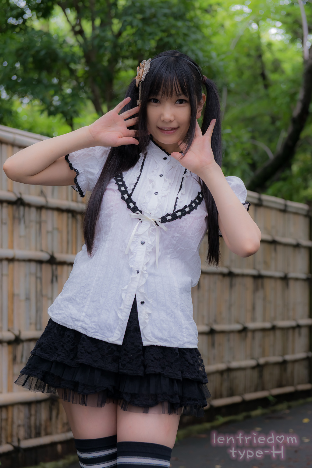 img/5/3/F/2/53F216BA454BF9001E