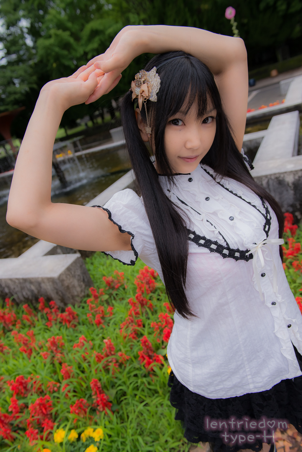 img/5/3/F/2/53F216D4412930001A