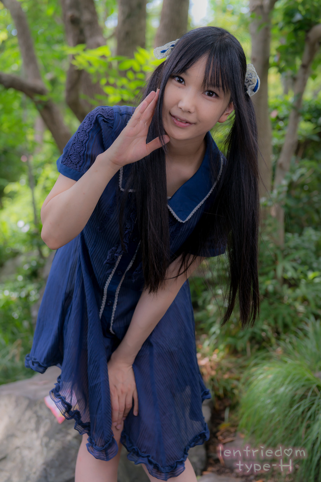 img/5/3/F/2/53F216F1434E10002A