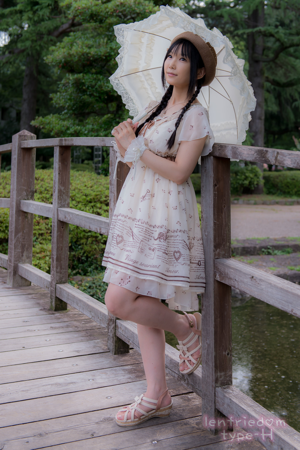 img/5/3/F/2/53F22F65355B53000D