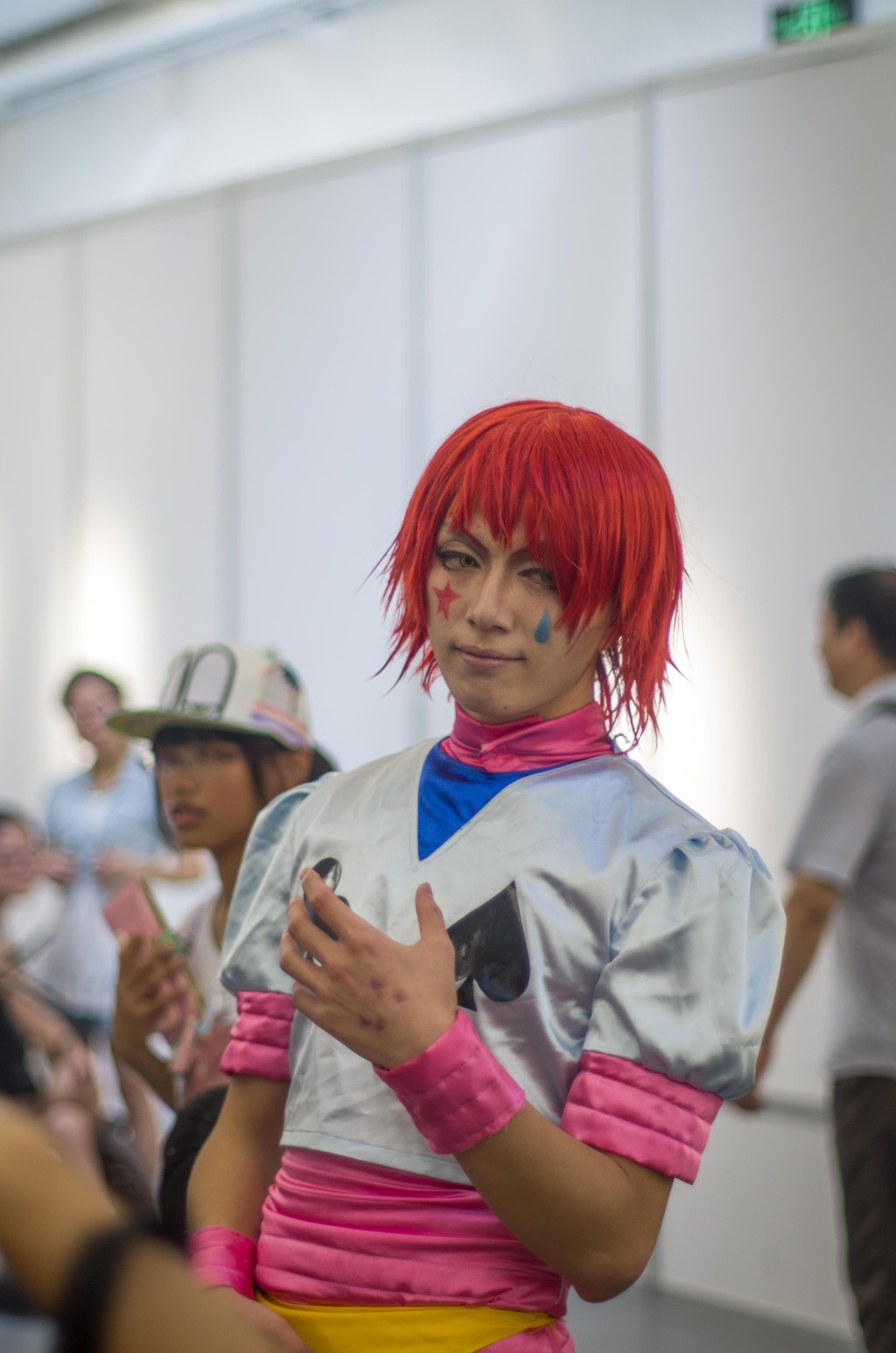 img/5/3/F/4/53F46183365381002E