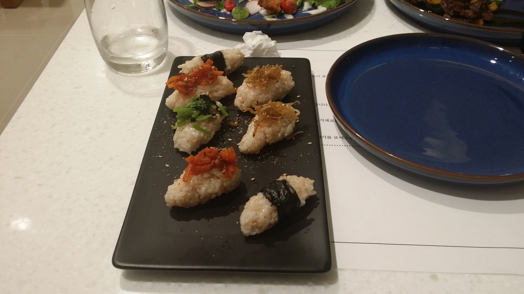 삼겹살 짜장면 & 캐주얼 한정식 한상_5.jpg