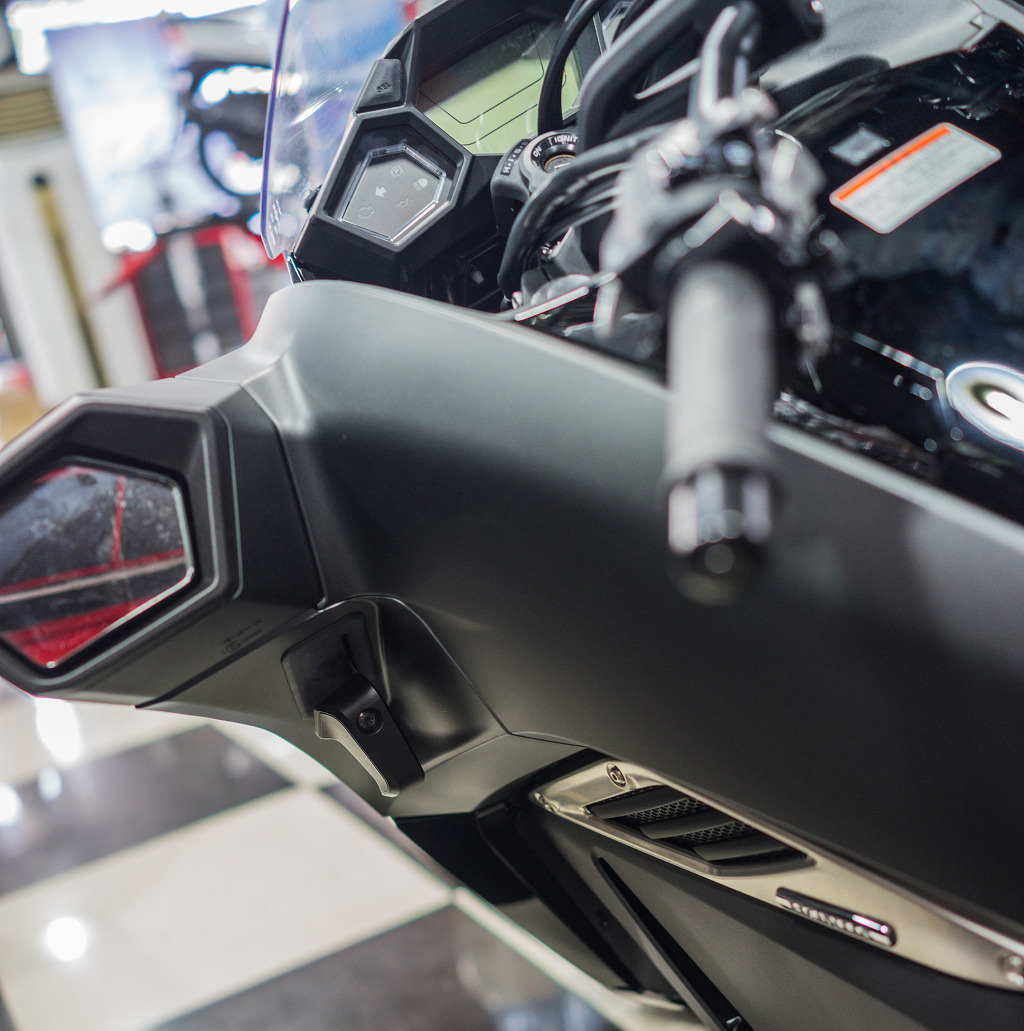 img/5/4/2/6/5426D91A4D2BC3004B