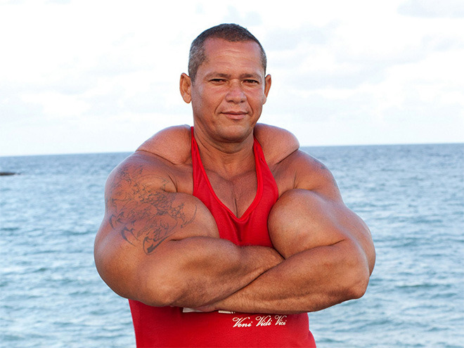 img/5/4/9/9/549937E5403B88002B