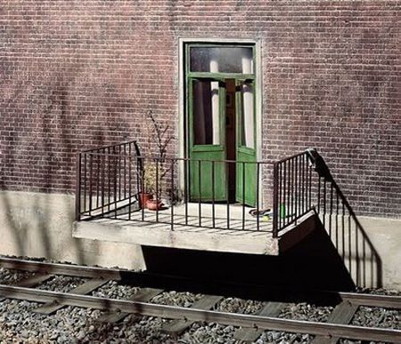 img/5/5/3/7/553768233C2628000A