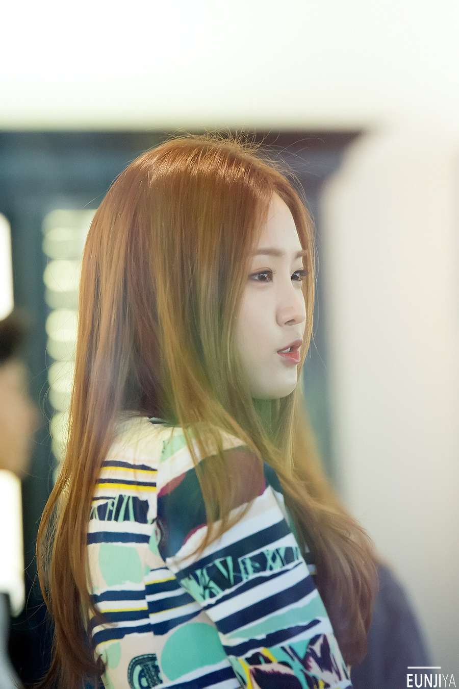화사한 손나은_7.jpg