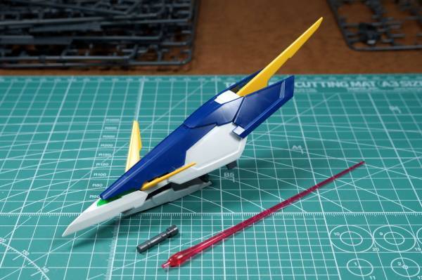 프리미엄반다이 웹한정 MG 건담 페니체 리나시타 알바 조립리뷰_16.jpg