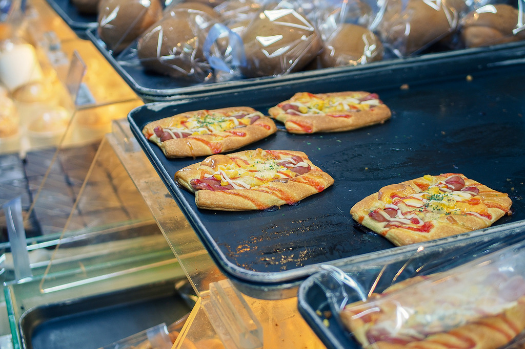 사당역 역내 빵집 모카번