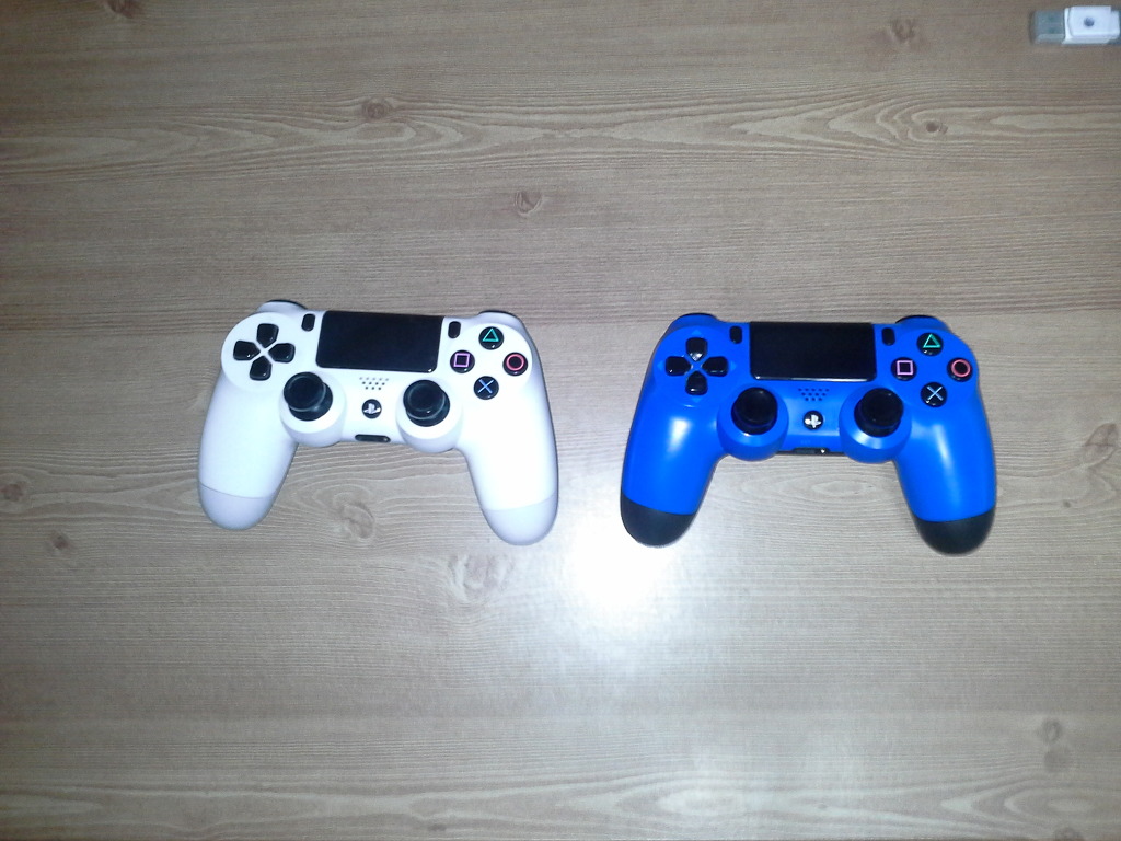 듀얼쇼크4 구형, 신형 트리거 조립법._1.jpg