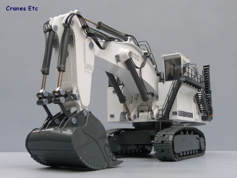 1/50 Liebherr R9800 중장비 RC 개조 프로젝트_2.jpg